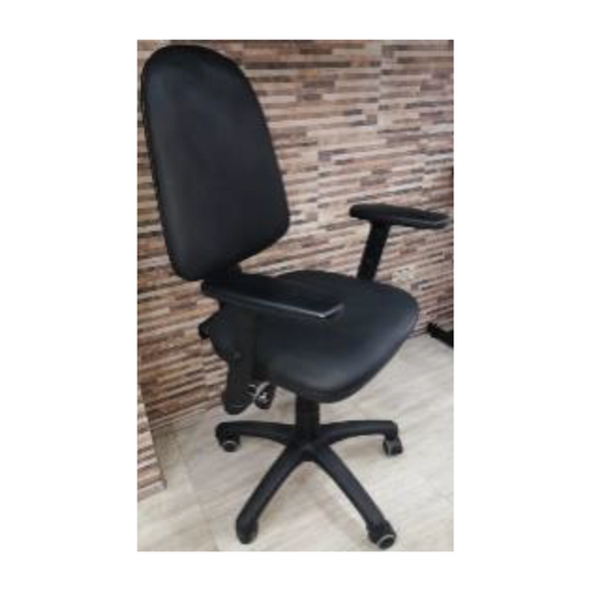 Silla Drako secretarial en ambiente de oficina para escritorio, empresa o negocio