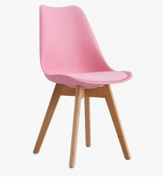 Silla EMA acolchada patas de madera x 2 unidades