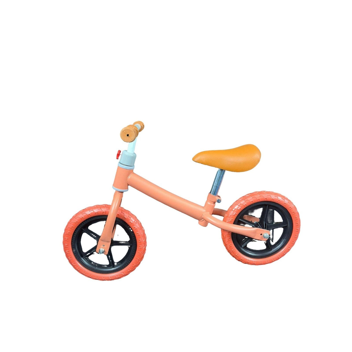 Bicicleta de impulso naranja para niños, paseo y recreación