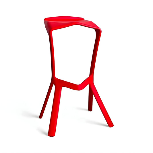 Taburete Miura rojo en polipropileno para cocina, bar o restaurante