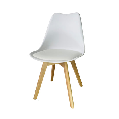 Silla Emma gris clara con patas de madera para comedor moderno