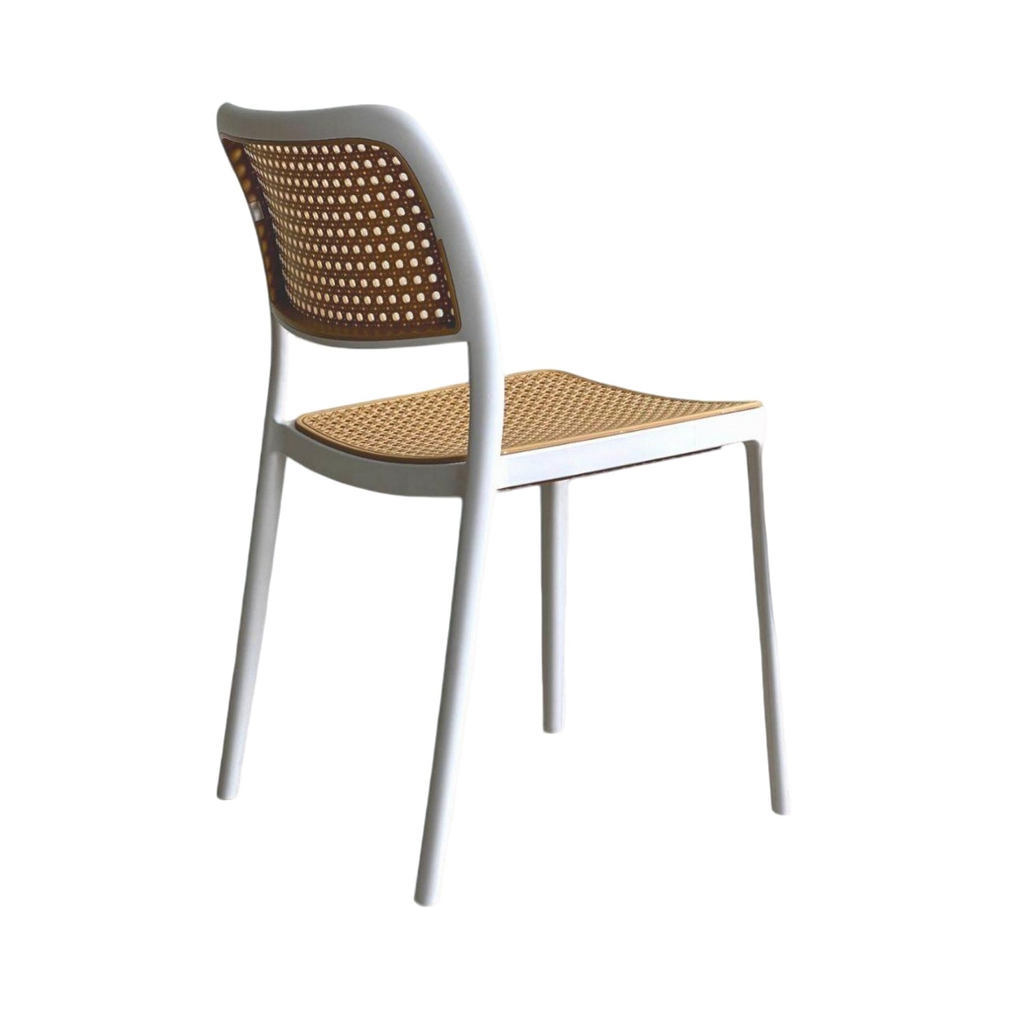 Silla En Polipropileno Solea Cuadrada Tipo Mimbre