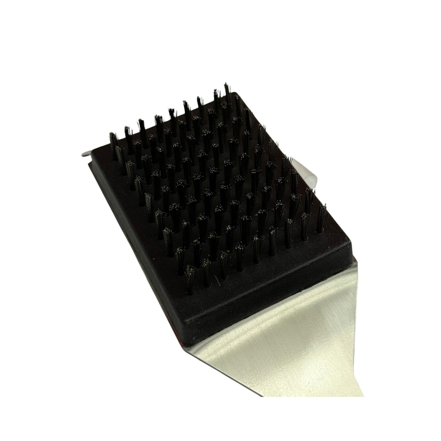 Cepillo para limpieza de parrilla incluido en set premium de herramientas BBQ